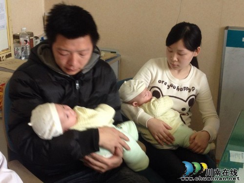 泸医附院第4例连体婴儿术后康复顺利(图2)