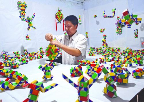 自贡父亲把儿子玩具耍成职业还想申请吉尼斯(图1)