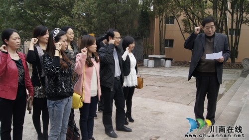 古蔺县国土资源局举行革命烈士祭奠活动(图1)