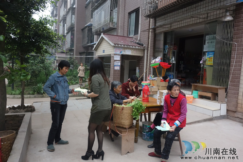 张坝景区：开展街头法制集中宣传大型活动(图1)