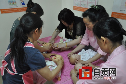 月薪不低于4000元&nbsp;盐都月嫂紧俏抢手