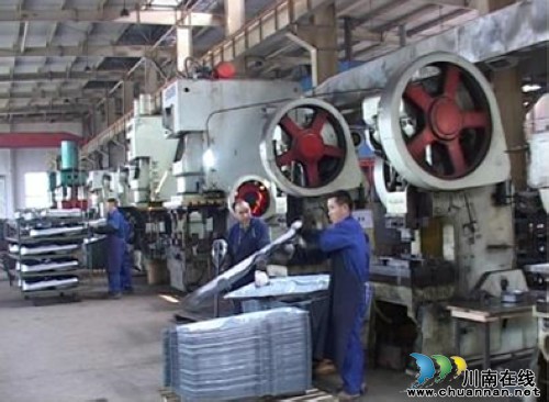 泸州北方公司油箱生产实现首季开门红(图1)
