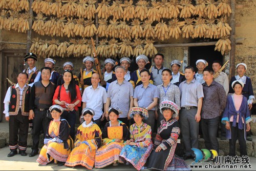 “西部民族组合之父”陈川赴泸州叙永苗寨采风(图4)