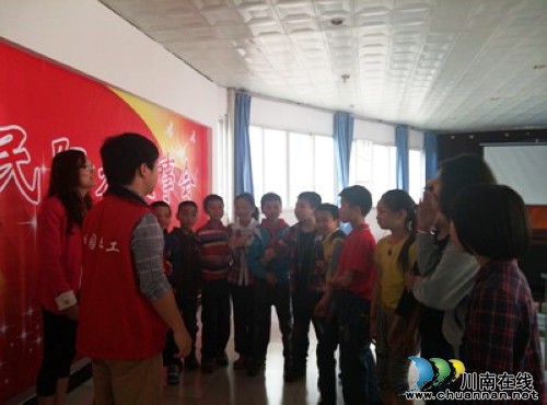 泸州：组织青少年开展趣味活动&nbsp;丰富课外生活(图1)