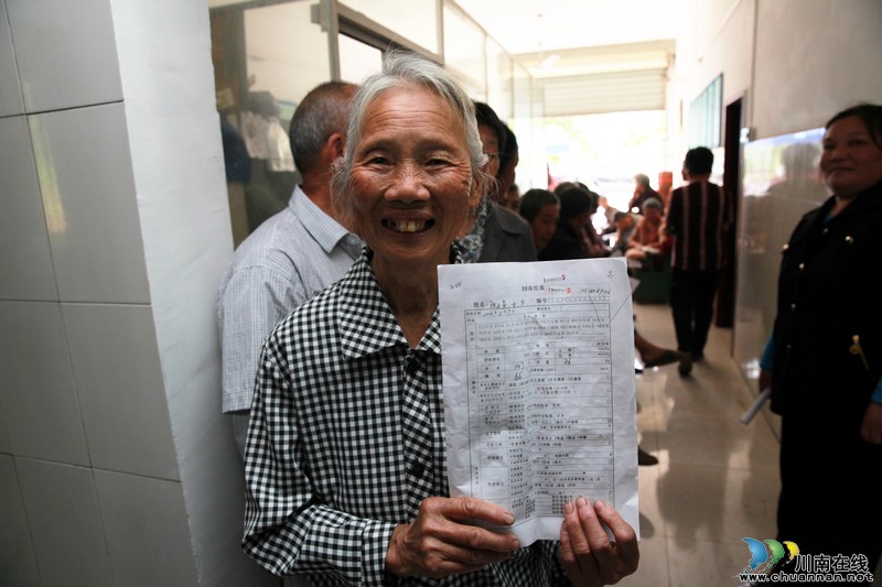 泸州龙马潭区：4万老人享受免费健康体检(图)(图4)