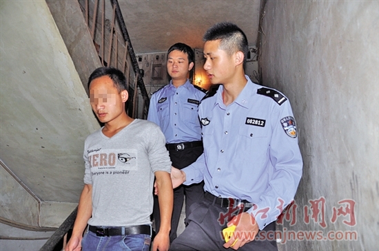 警方闪电出击 民族路3个传销窝点“一锅端”(图1) 警方闪电出击 民族路3个传销窝点“一锅端”(图1)