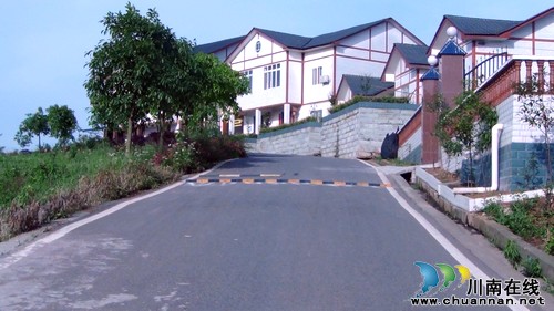 华阳街道：规范公路建管养&nbsp;助圆百姓发展梦(图1)