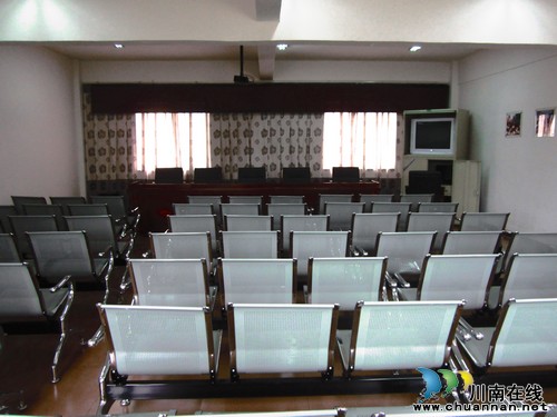 泸州:合江8个农村公益固定电影室内放映点建成(图1) 泸州:合江8个农村公益固定电影室内放映点建成(图1)