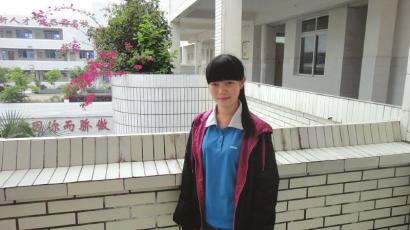 执意复读 内江一癌症女孩要圆大学梦(图1) 执意复读 内江一癌症女孩要圆大学梦(图1)