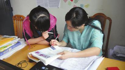 执意复读 内江一癌症女孩要圆大学梦(图2) 执意复读 内江一癌症女孩要圆大学梦(图2)