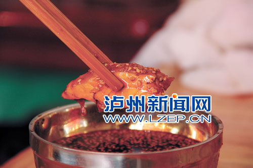 泸州古蔺麻辣鸡 本周五将亮相《舌尖上的中国2》(图1) 泸州古蔺麻辣鸡 本周五将亮相《舌尖上的中国2》(图1)