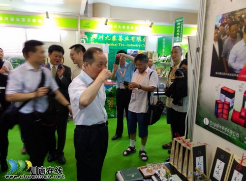 川货全国行•广州站 省商务厅长亲睐"早春二月"(图2) 川货全国行•广州站 省商务厅长亲睐"早春二月"(图2)