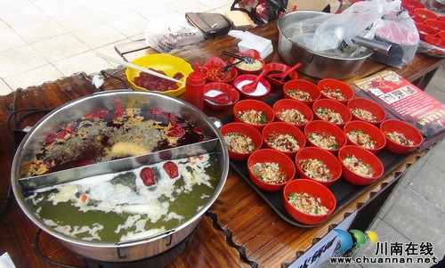 好吃又好玩&nbsp;张坝景区的别样"双节"(图4)