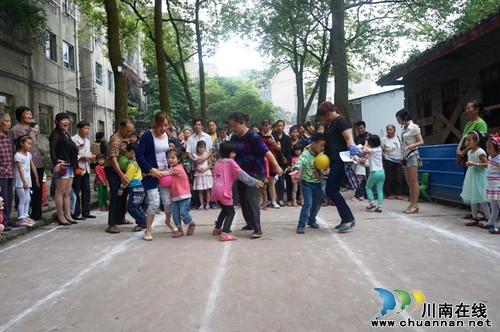 泸县立石镇：多种形式庆“六一”(图2)