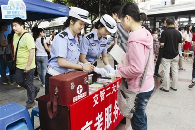 ［宜宾高考］无悔青春&nbsp;我们一起加油！(图3)