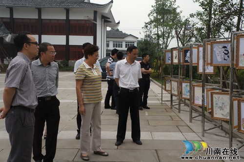 省委督导组到泸县立石镇督查教育实践活动(图1) 省委督导组到泸县立石镇督查教育实践活动(图1)