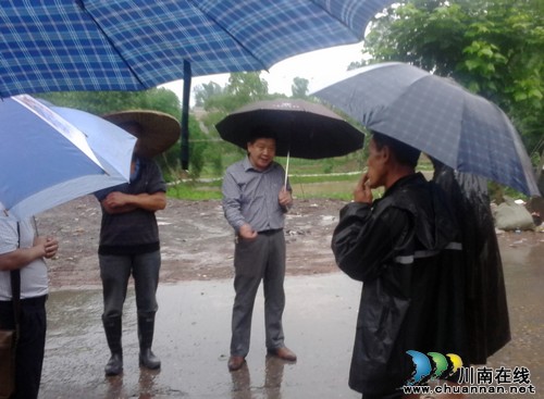 潮河镇：开展雨后道路交通安全隐患排查整治工作(图2)