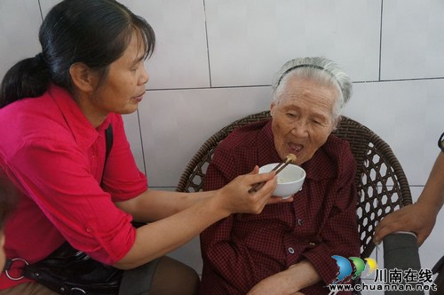 立石镇:新增百岁老人1名(图2) 立石镇:新增百岁老人1名(图2)