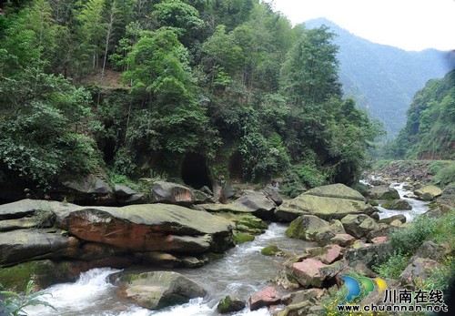 古蔺县桂花乡发现保存完好的“古村落”(图3) 古蔺县桂花乡发现保存完好的“古村落”(图3)