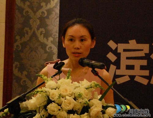 泸州:“地王”造“豪宅” 豪宅不豪价?(图9) 泸州:“地王”造“豪宅” 豪宅不豪价?(图9)