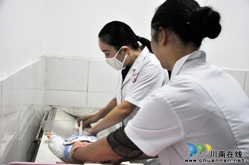 泸州:江阳区技能竞赛 助圆妇幼健康梦(图3) 泸州:江阳区技能竞赛 助圆妇幼健康梦(图3)