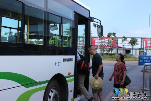 泸州新能源汽车体验环保舒适(图2) 泸州新能源汽车体验环保舒适(图2)