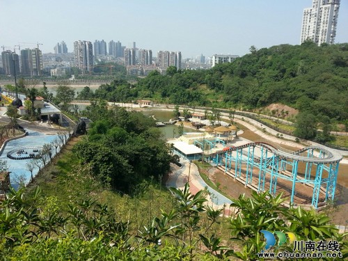 泸州酒城乐园8月双园齐开 嗨翻川南(组图)(图1) 泸州酒城乐园8月双园齐开 嗨翻川南(组图)(图1)