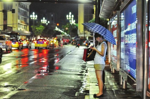 持续高温10余天 川南昨降"及时雨"下周更加热(图1) 持续高温10余天 川南昨降"及时雨"下周更加热(图1)