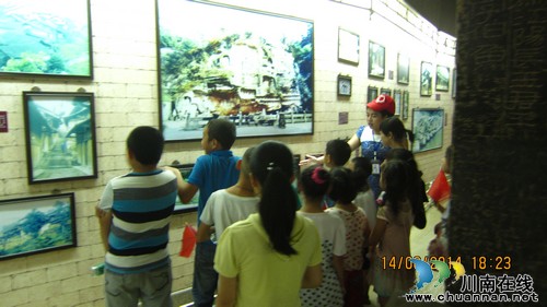 华阳街道:20名青少年博物馆受教育(图1) 华阳街道:20名青少年博物馆受教育(图1)