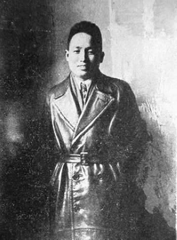 "范长江"登上话剧舞台 首演前或先到内江彩排(图1) "范长江"登上话剧舞台 首演前或先到内江彩排(图1)