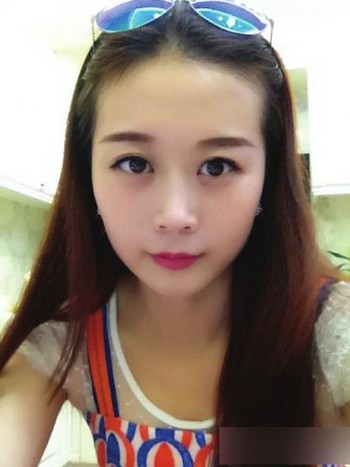宜宾一大学现美女班主任&nbsp;唱歌跳舞犯二样样精(图5)