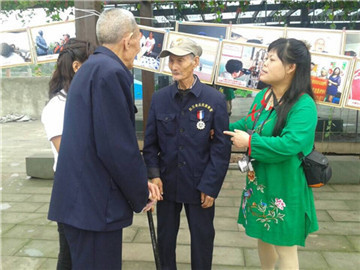 泸州:全民大冲关 积善志愿者关爱抗战老兵(图3) 泸州:全民大冲关 积善志愿者关爱抗战老兵(图3)