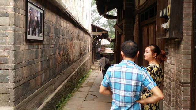 泸州周边古冢蒙尘:原来是深埋民间至孝传奇"安安送米"(图3) 泸州周边古冢蒙尘:原来是深埋民间至孝传奇"安安送米"(图3)