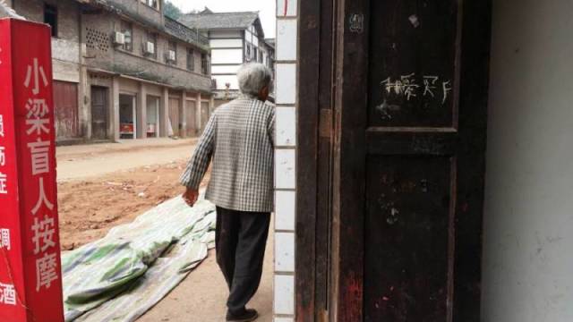 泸州周边古冢蒙尘:原来是深埋民间至孝传奇"安安送米"(图36) 泸州周边古冢蒙尘:原来是深埋民间至孝传奇"安安送米"(图36)