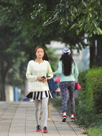 未来三天川南气温回暖 暂跟秋裤说拜拜(图3) 未来三天川南气温回暖 暂跟秋裤说拜拜(图3)