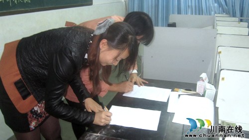 泸州市天仙镇学校:以老带新“结对子”促教师成长(图2) 泸州市天仙镇学校:以老带新“结对子”促教师成长(图2)