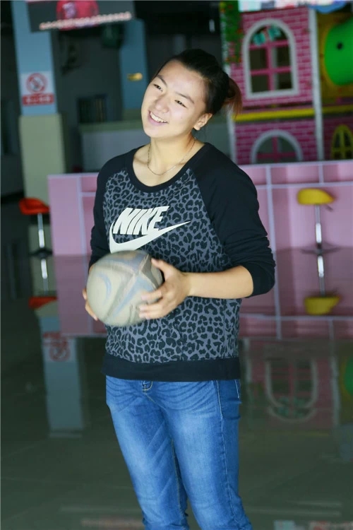 关注泸州妹陈可怡:四川橄榄球一姐回母校(图8) 关注泸州妹陈可怡:四川橄榄球一姐回母校(图8)