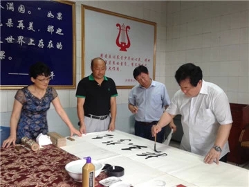 泸州赴美献唱时间推迟 将打造本土音乐艺术节(图1) 泸州赴美献唱时间推迟 将打造本土音乐艺术节(图1)