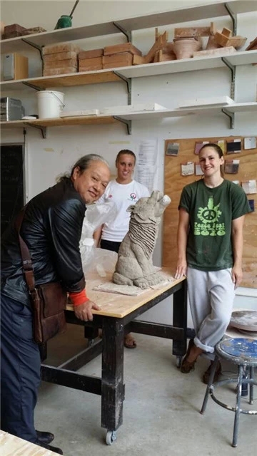 月底泸州画家邓世华家乡办画展展示旅美新作(图1)