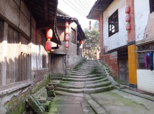 泸州作家刘盛源新书将出版 讲纳溪夜郎谷故事(图3) 泸州作家刘盛源新书将出版 讲纳溪夜郎谷故事(图3)