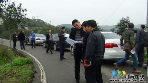 华阳街道：开展乡村公路安全检查，深入推进平安华阳