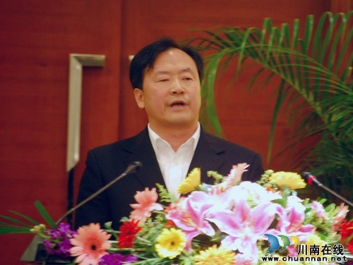 泸州建市以来最大规模、最高规格文学盛会举行(图12) 泸州建市以来最大规模、最高规格文学盛会举行(图12)