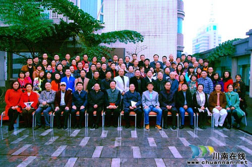 泸州建市以来最大规模、最高规格文学盛会举行(图13) 泸州建市以来最大规模、最高规格文学盛会举行(图13)