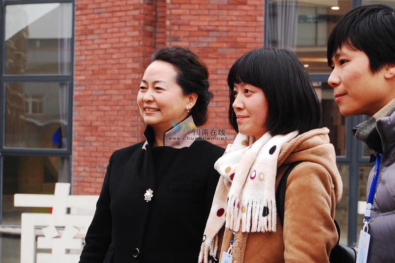 “彭妈妈”(图2)