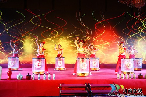 仙潭集团年份潭酒成都酒会第二场火热开启(图5) 仙潭集团年份潭酒成都酒会第二场火热开启(图5)