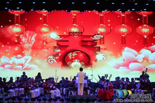 2015年泸州市新年音乐会奏响泸州民乐团当主力(图2)