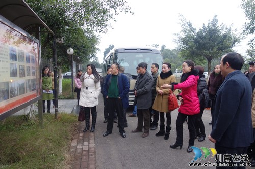 市县区人大领导参观张坝景区人大工委阵地及人大代表之家建设(图1) 市县区人大领导参观张坝景区人大工委阵地及人大代表之家建设(图1)