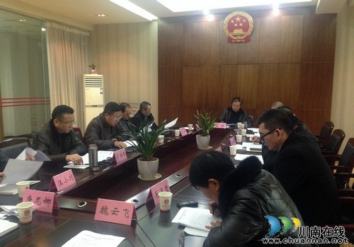 泸州市法院开展人大代表、政协委员联络工作座谈会(图1) 泸州市法院开展人大代表、政协委员联络工作座谈会(图1)