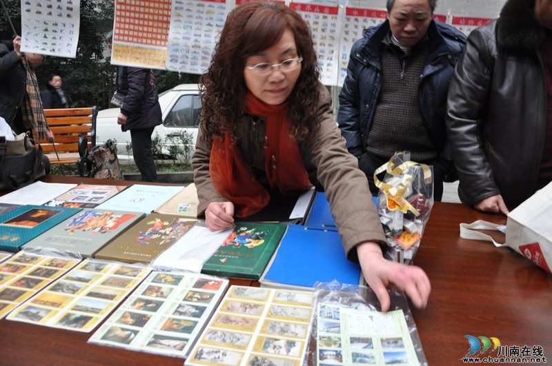 泸州：6万余枚“火花”在城垣绽放（图）(图2)