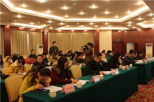 冒泡!冒泡!泸州市经济增速 终于坐上全省第一把交椅(图2) 冒泡!冒泡!泸州市经济增速 终于坐上全省第一把交椅(图2)